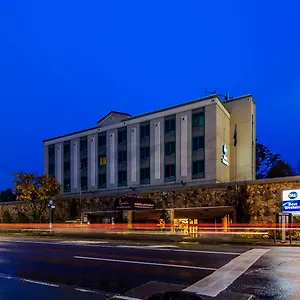 Western Queens Gold Coast 3* New York