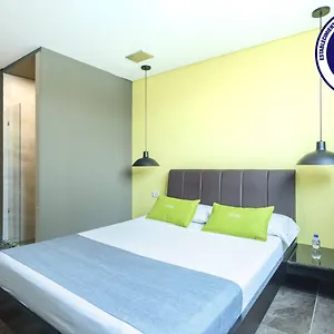 https://hawaii-suites.colombiamedellinhotels.com