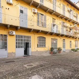 https://spazioso-loft-coldilana14.it-lombardy.com